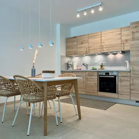 Design Apartment Alpenvorstadt Holzkirchen  Exterior photo